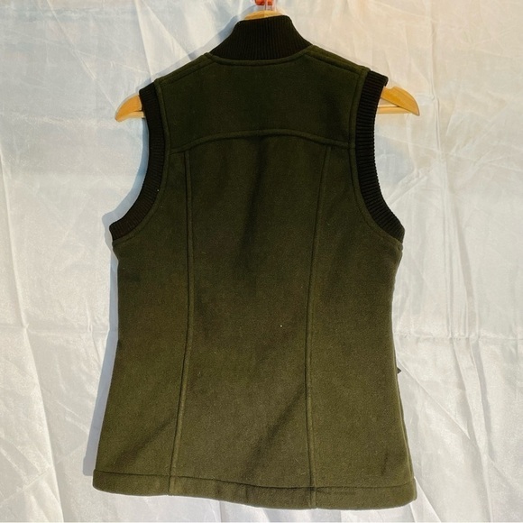 Eddie Bauer vest, Sz XS, Olive Green. Zip up, toggle closures.P2P 17” Length 24” - Picture 3 of 10
